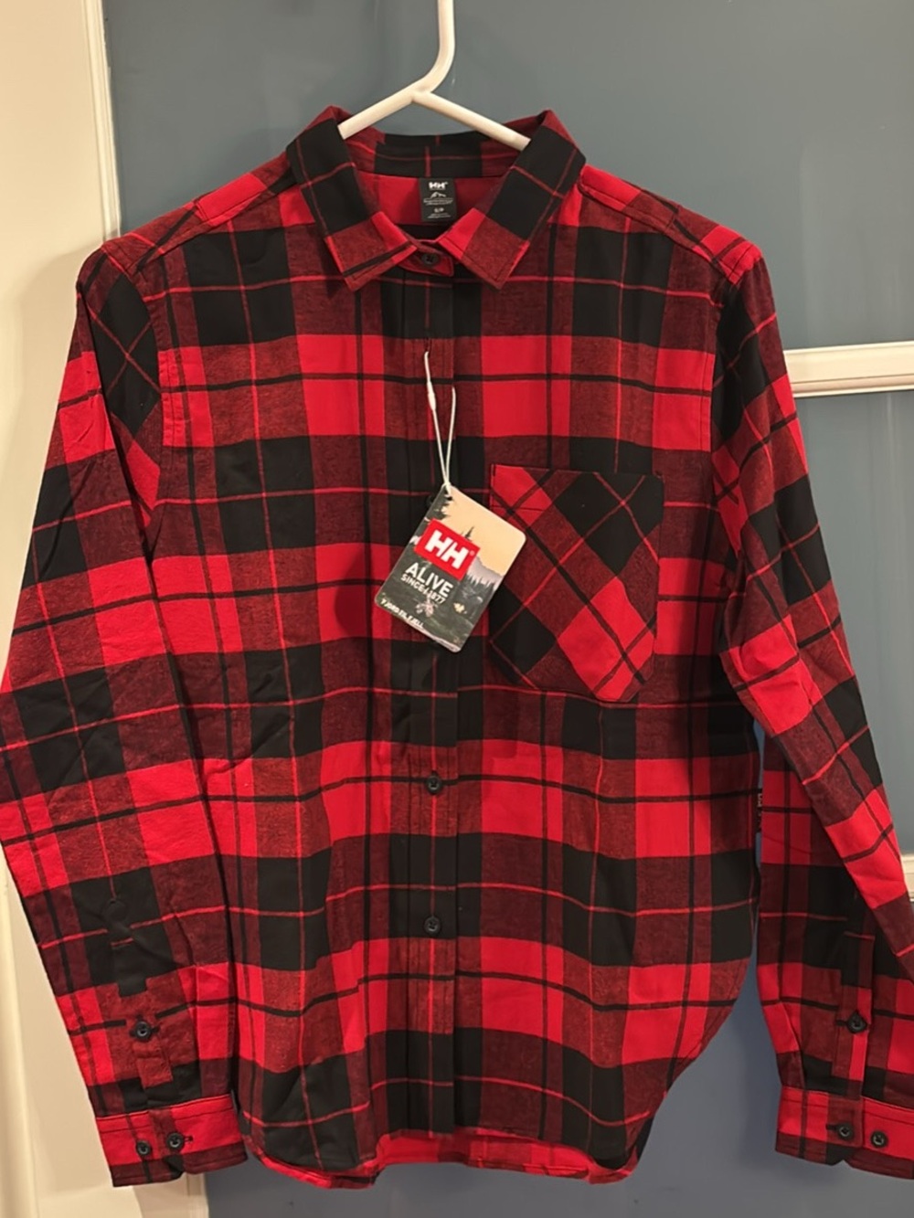 Helly Hansen Red & Black Plaid Long-Sleeve Button-Up Shirt
